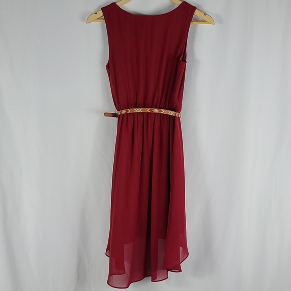 Maroon Belted High-low Sleeveless Sheath Dress - Picture 9 of 11